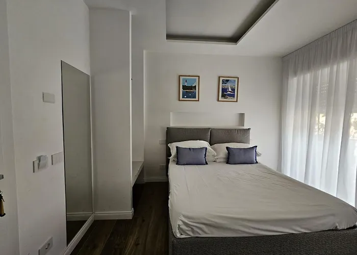 Be Your Home - Riviera Suites